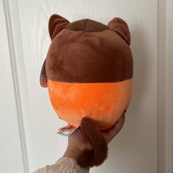 Wade the Werewolf in Pumpkin 8” Squishmallow - Picture 2 of 3